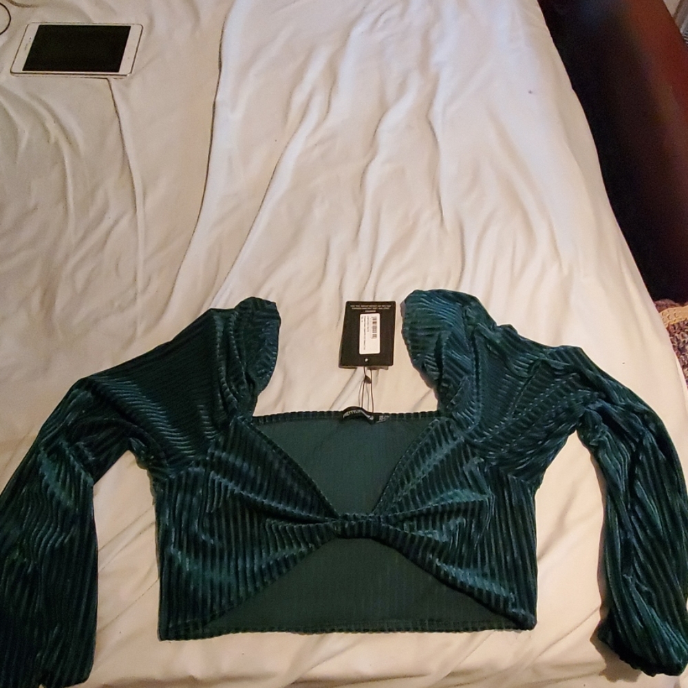 Off the shoulder Mint Green Velvet Piece